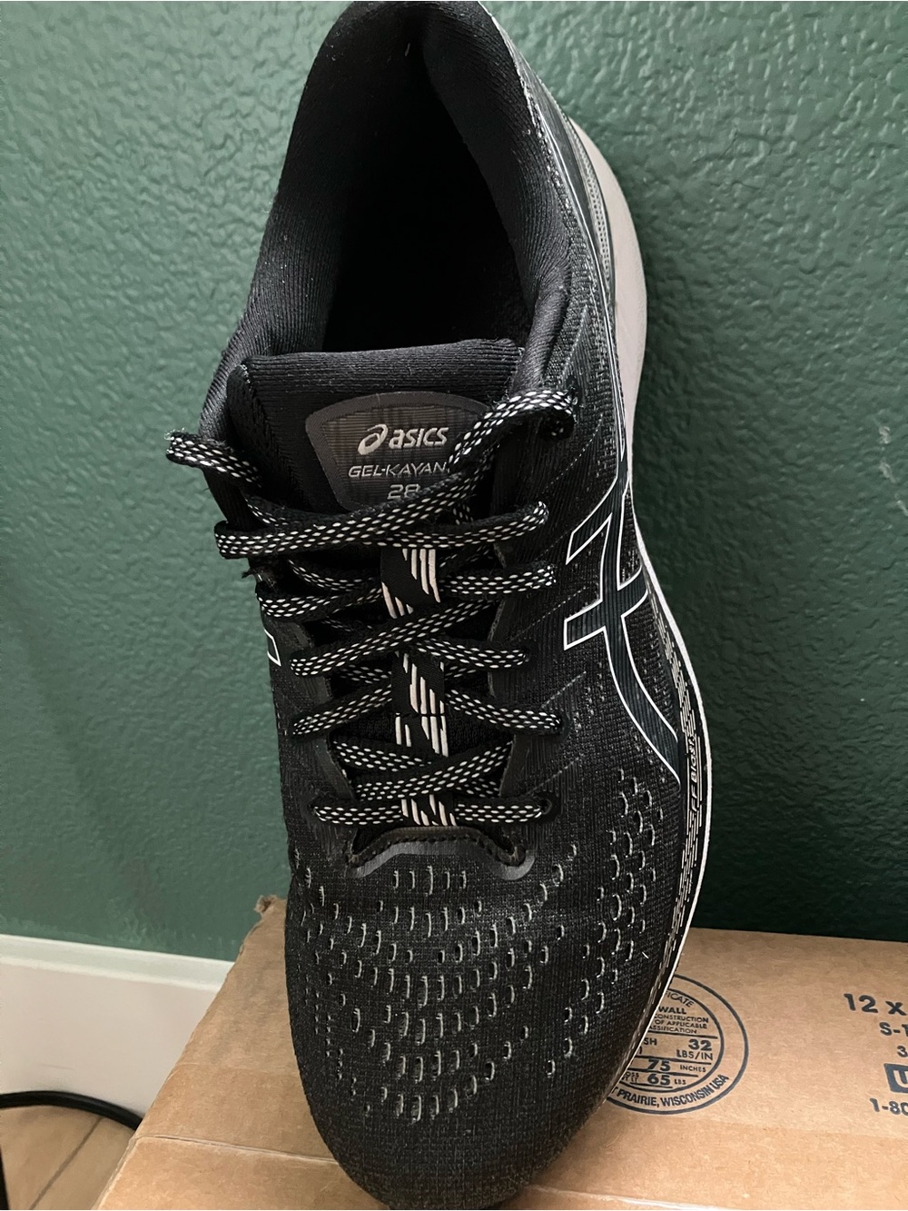 Asics Gel Kayano Black and White Women's 9.5 Athletic Running Shoes - Picture 10 of 11
